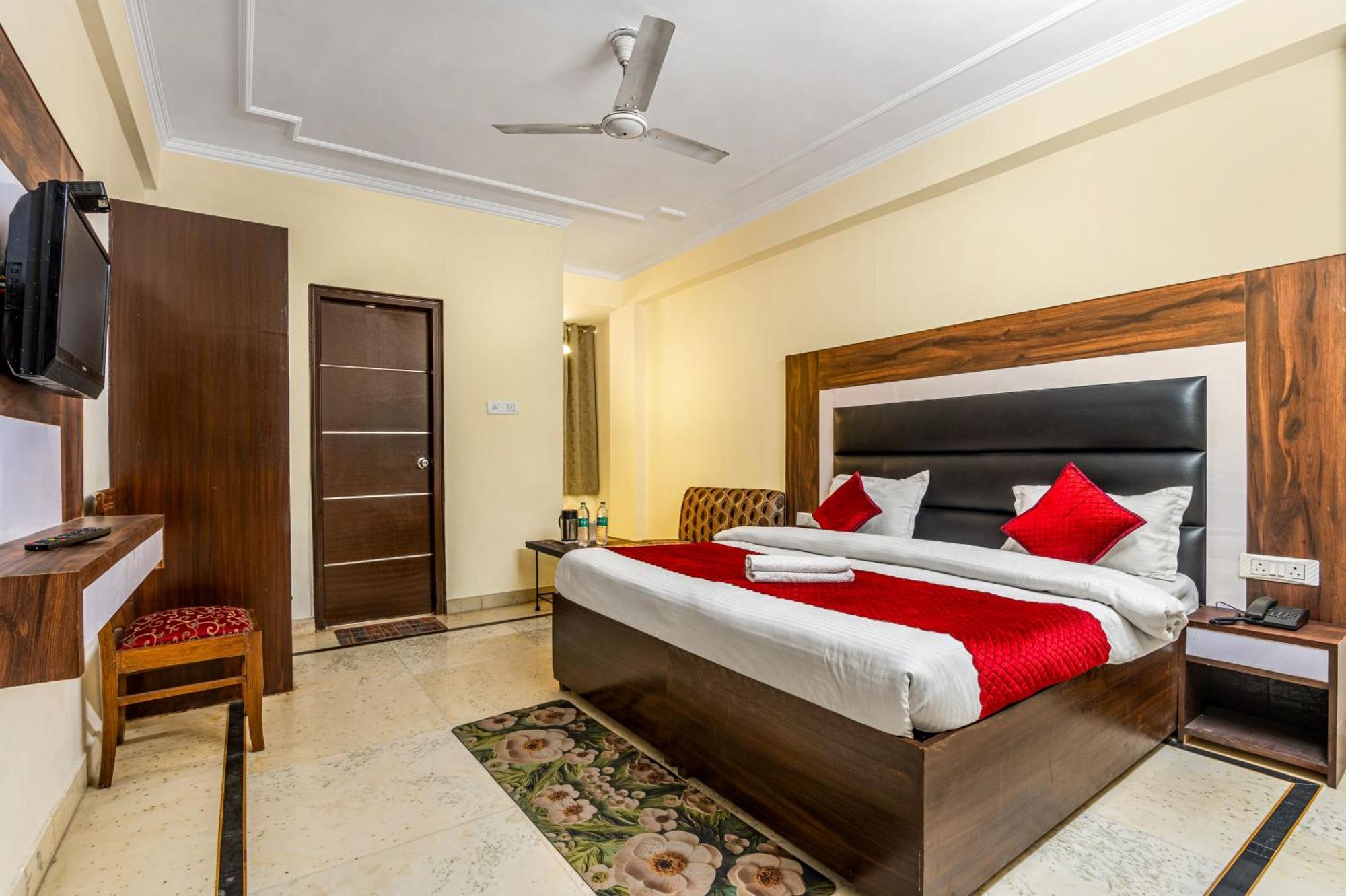 Hotel Nice Palace Delhi  Ngoại thất bức ảnh