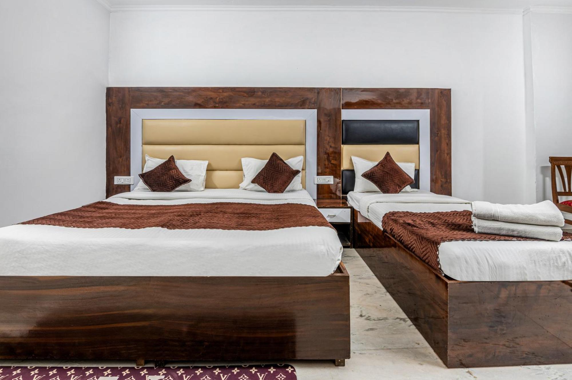 Hotel Nice Palace Delhi  Ngoại thất bức ảnh