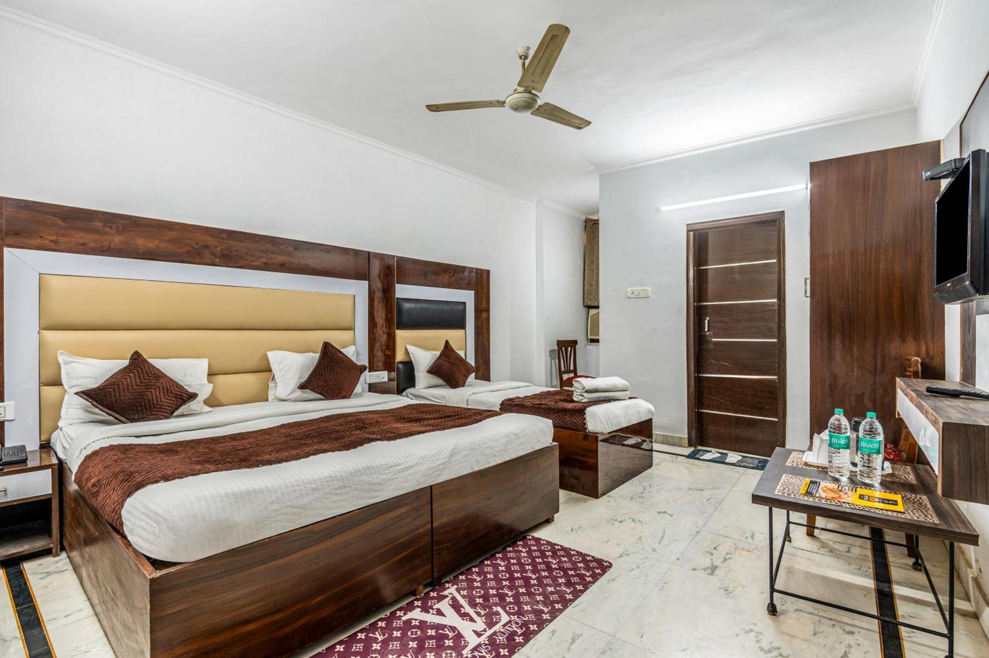 Hotel Nice Palace Delhi  Ngoại thất bức ảnh