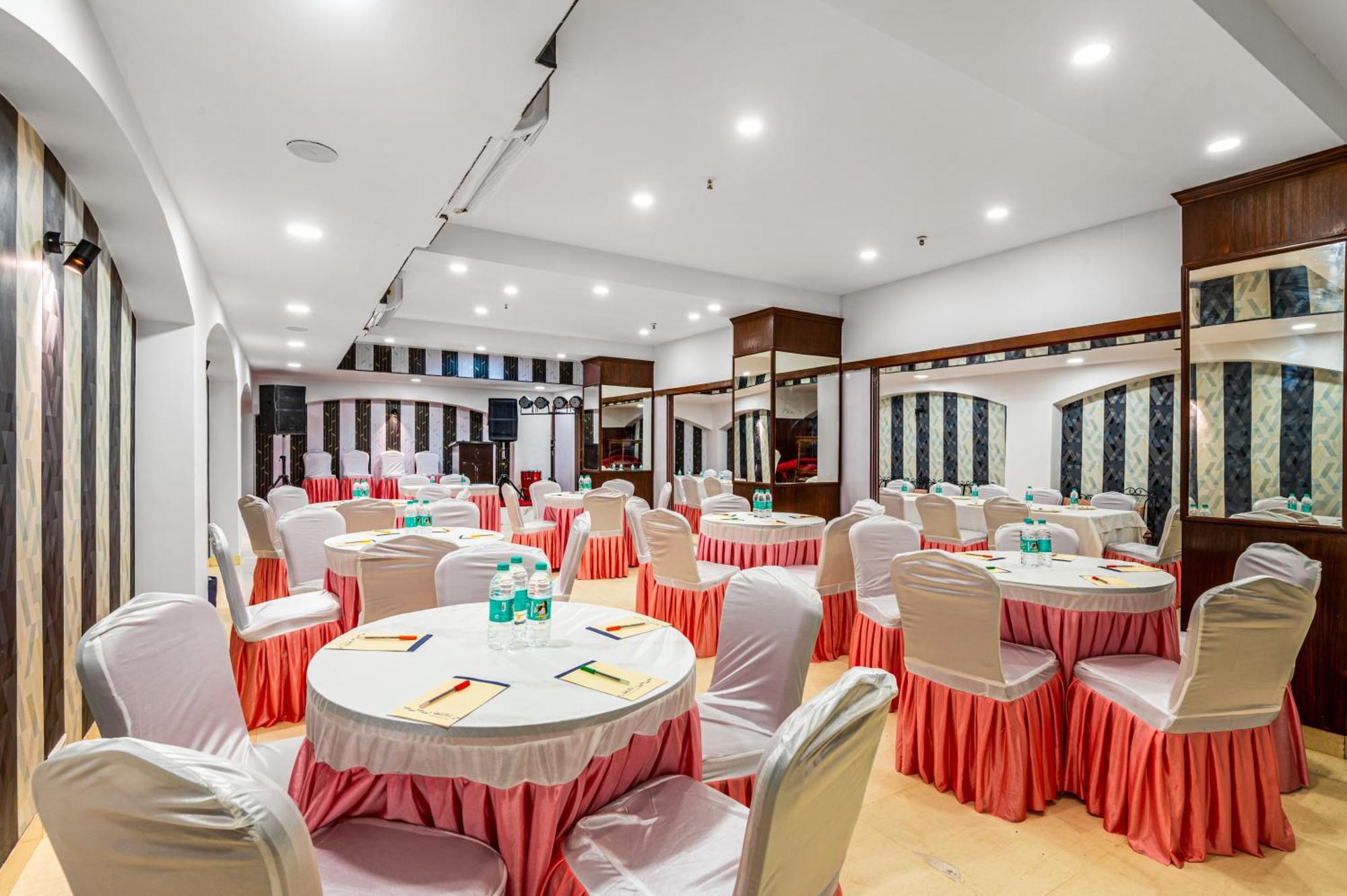 Hotel Nice Palace Delhi  Ngoại thất bức ảnh