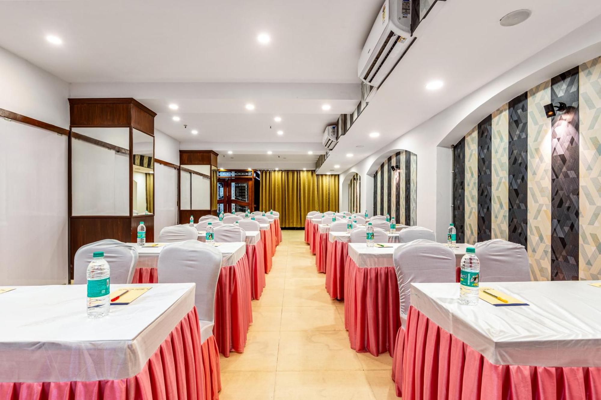 Hotel Nice Palace Delhi  Ngoại thất bức ảnh